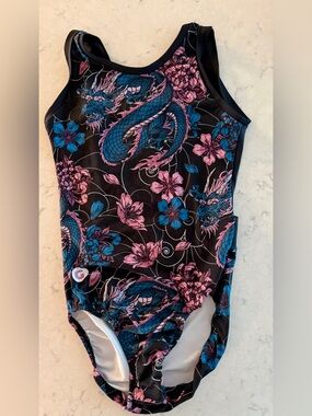 GymGear Leotard - “Dragons” print - Teen Medium - Great Condition!